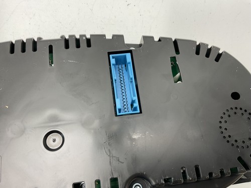 2012 Volkswagen Tiguan Speedometer Instrument Cluster OEM 5N0-920-872-B - Picture 9 of 13