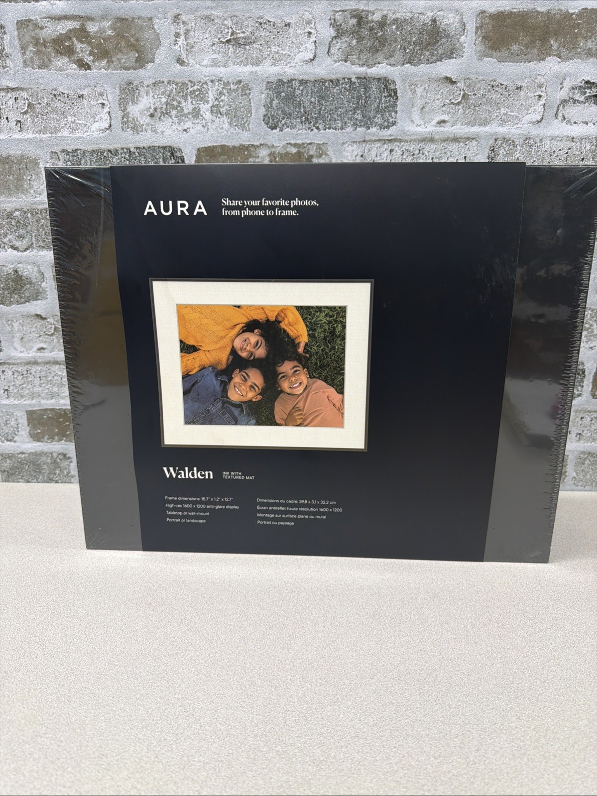Aura Home AF110-MBLK Walden 15" Digital WiFi Frame - Matted Ink, New other