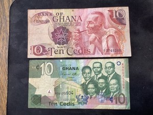 Ghana 1973/2010 10 Cedis 2 Banknote Lot.  N3998