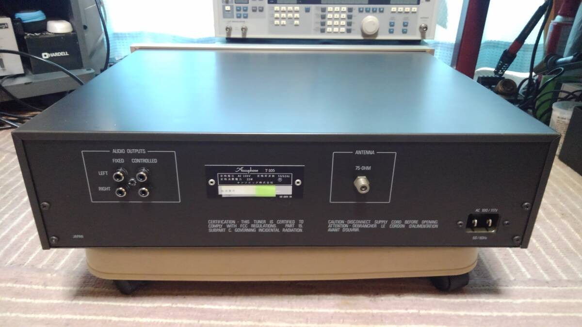 Accuphase T-105 FM Synthesizer Tuner Serviced Recapped Tested