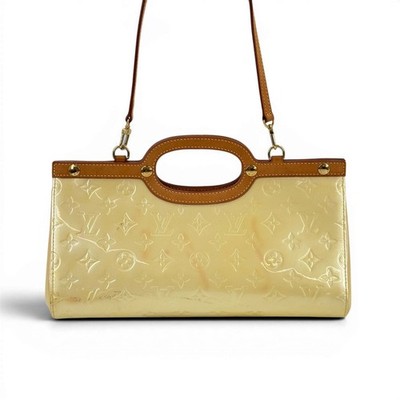 LOUIS VUITTON  Roxbury Drive Monogram Vernis Leather Pearl 2WAY Handbag M91374