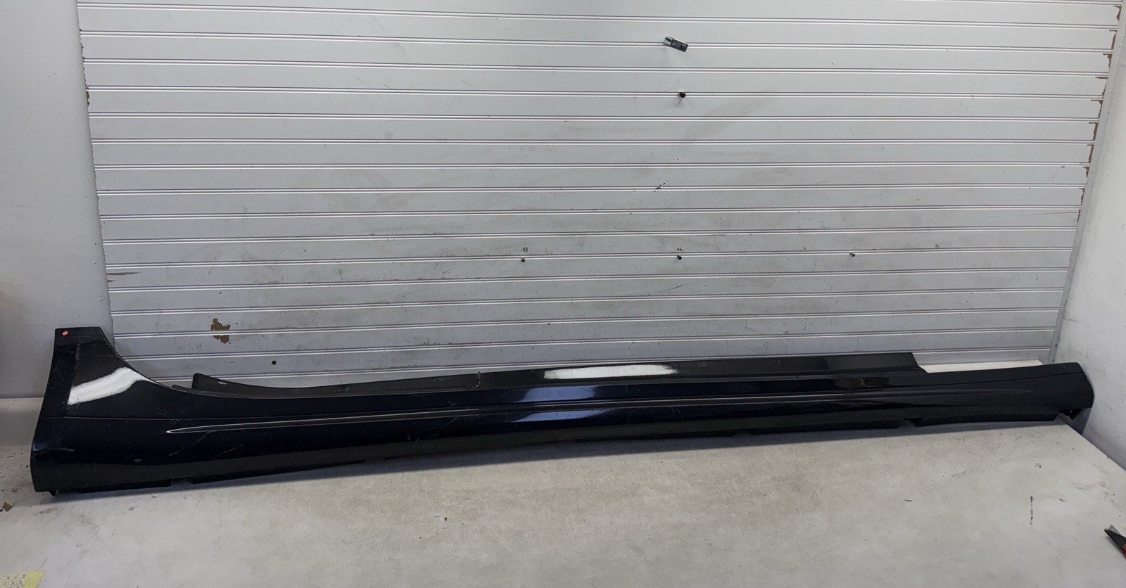2014-2017 MASERATI GHIBLI PASSENGER SIDE ROCKER PANEL SKID MOLDING 670010791 OEM