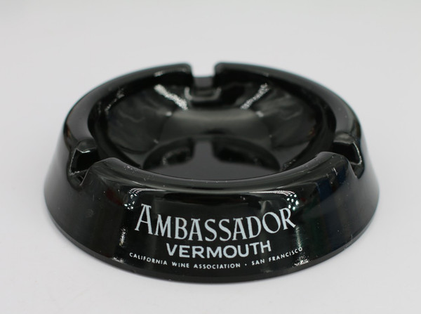 Cenicero de marketing negro vintage / vermut embajador - brandy aristócrata