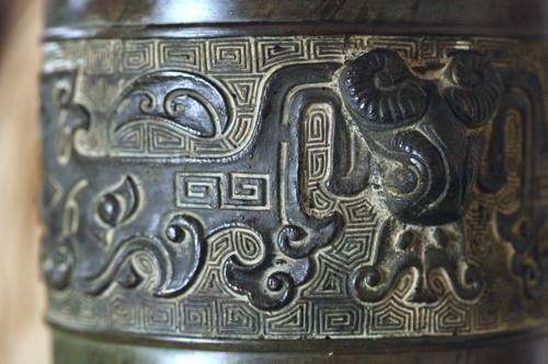 HIEROGLYPH Bronze VASE 12 inch MEIJI Era Japanese Antique Old Metal Figurine - Picture 13 of 24