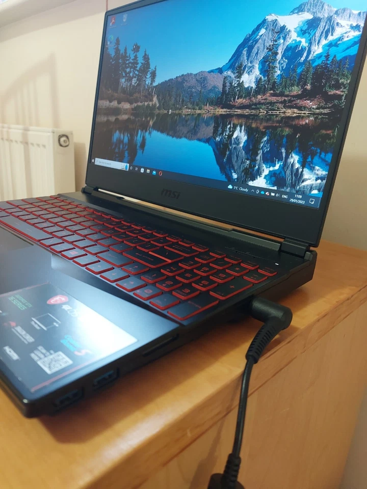 MSI GL65 15.6"(512GB SSD M.2, Intel Core i5-9300H,2.4GHz, 8GB RAM) Gaming laptop - Image 3 of 4