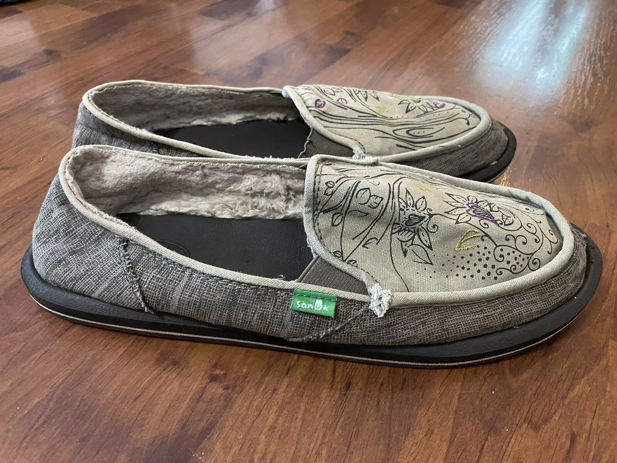Womens size 9 Sanuk faux fur lined canvas shoes slip on eBay