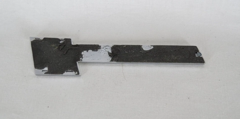 Placa de identificación de guardabarros delantero original OEM emblema Audi SUPERCARGADOR A6 S6 A7 S7 Q7 Foto 2 de 2