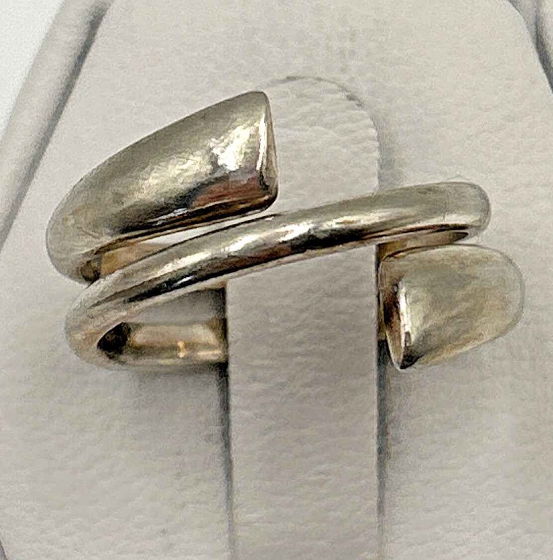 STUNNING .925 Vintage Sterling Silver Estate Ring Size 7.25