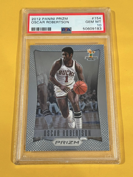 2012-13 Panini Prizm #154 Oscar Robertson PSA 10 GEM MINT MD284