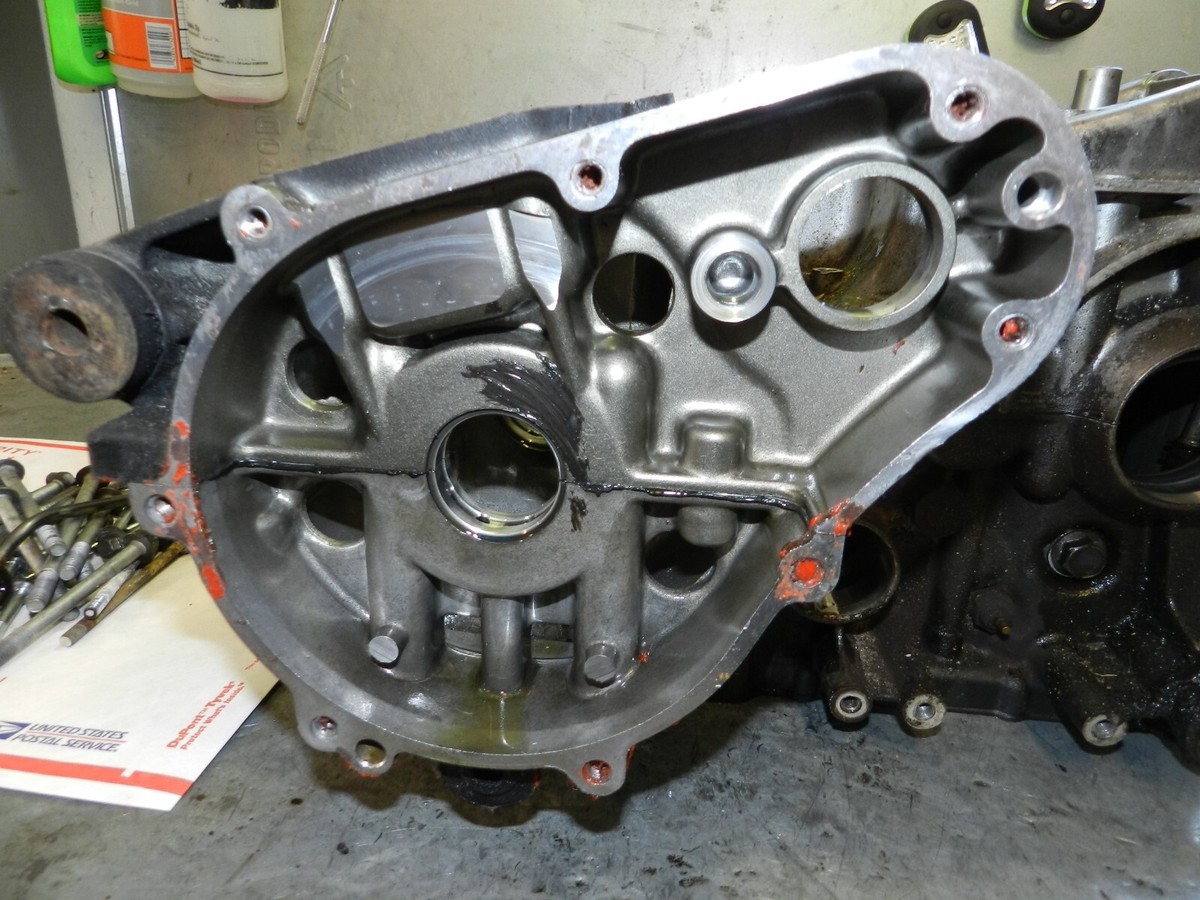 1994 Kawasaki ZX6E ZX 600 E 14001-5291 SET CRANKCASE Engine Case