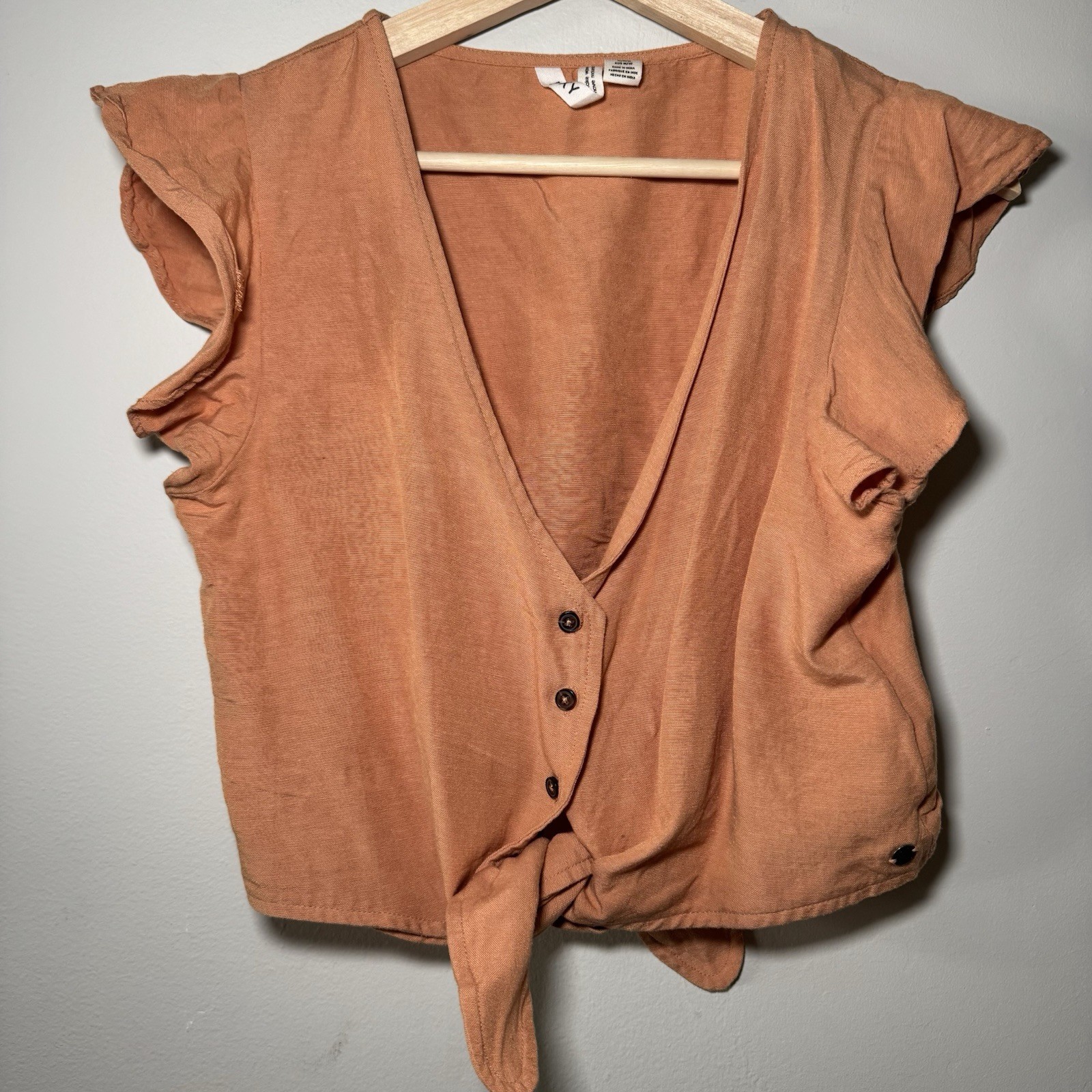 Roxy Size M Cropped Button Front Flutter Sleeve C… - image 2