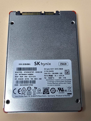 SK hynix 256GB 2,5'' SATA SSD HFS256G32TNF-N2A0A SC300 Dell p/n 0H4G39 inkl MwSt