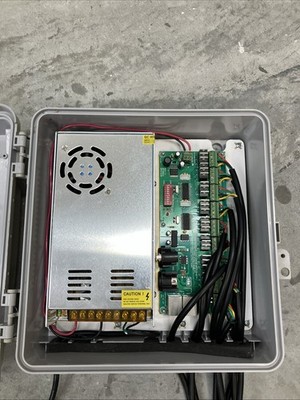 Holiday Coro DMX 9 output light show for dumb pixels, w/power weatherproof case