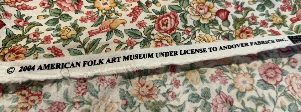 American Folk Art Museum Andover Broderie Perse rosa floral 44” ancho x por comprar Foto 3 de 4