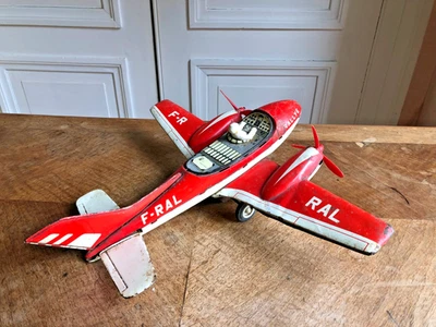 JOUSTRA - Avion Rallye en métal - Années 50 - Long : 32 cm - Enverg : 36 cm. - Photo 1/4