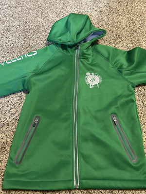 NBA Retro Boston Celtics Light Zip Up Jacket By GIII Sports Carl Banks  NWT