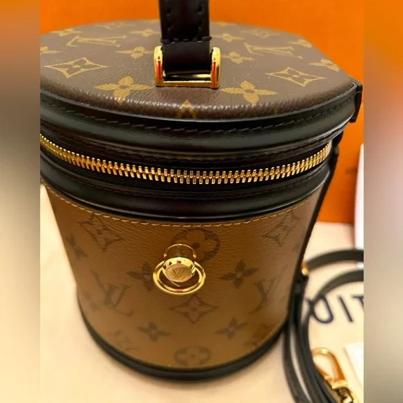 Louis Vuitton Reverse Monogram reverse Monogram c… - image 6