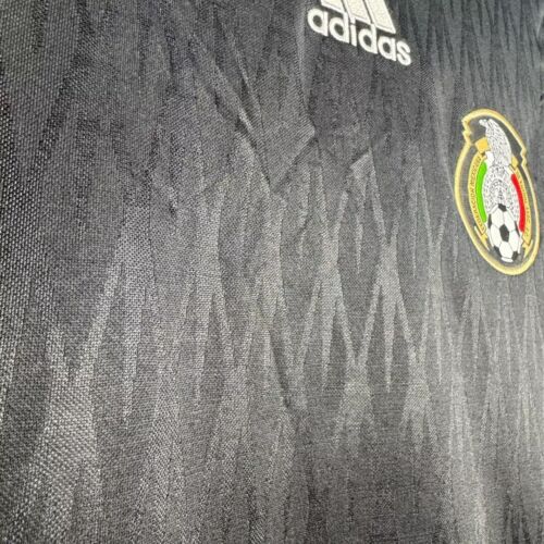 Mexico 2010 Away Jersey - Picture 4 of 11