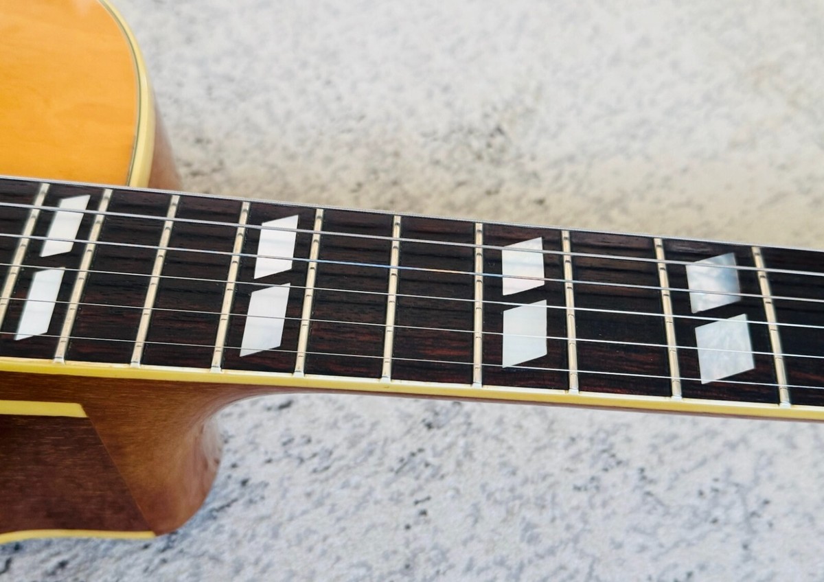 GIBSON ES-175 Natural 1988 オリジナルハードケース付 GIBSON ES-175 Natural 1988 オリジナルハードケース付 Gibson