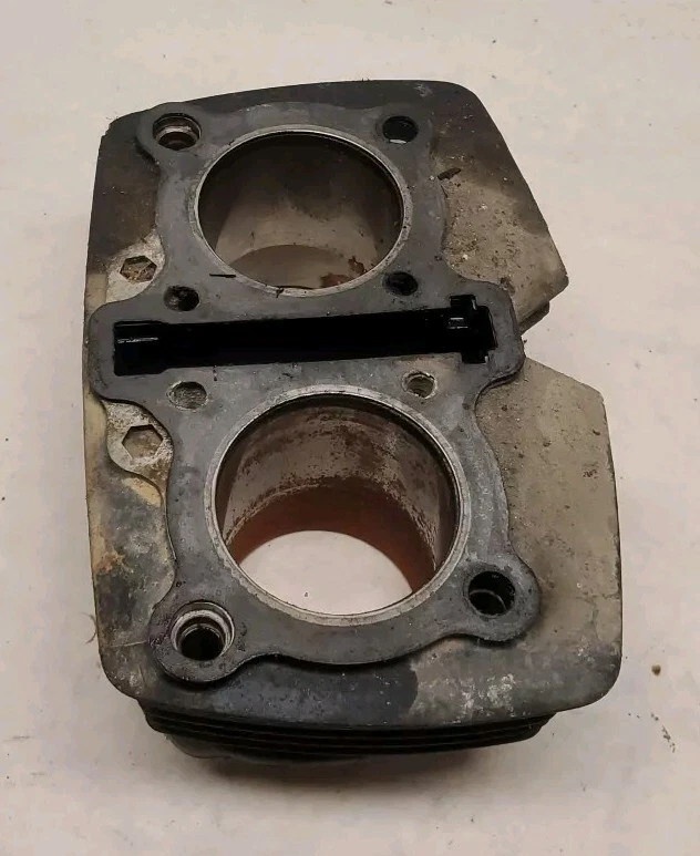 1982 HONDA NIGHTHAWK 450 ДВИГАТЕЛЬ ПОРШНЕВЫЕ ЦИЛИНДРЫ БЛОК КУВШИН 2  - Изображение 3 из 4