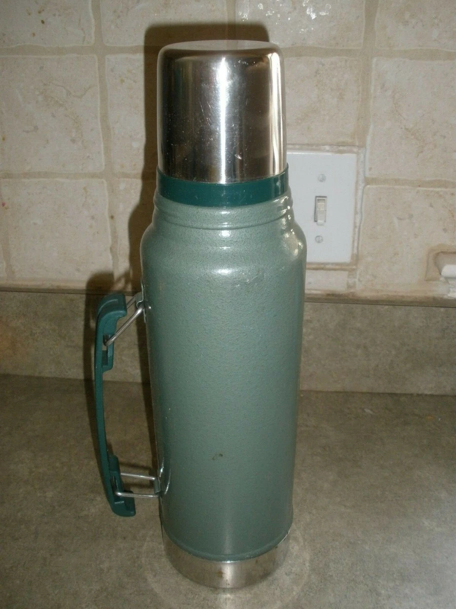 Classic Vacuum Thermos Bottle Coffee Green Stanley Hammertone 1.1 Qt  Stainless