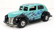 Hot Wheels Fat Fendered '40 Ford 2002 Motor City Classics Real Riders Mint Loose