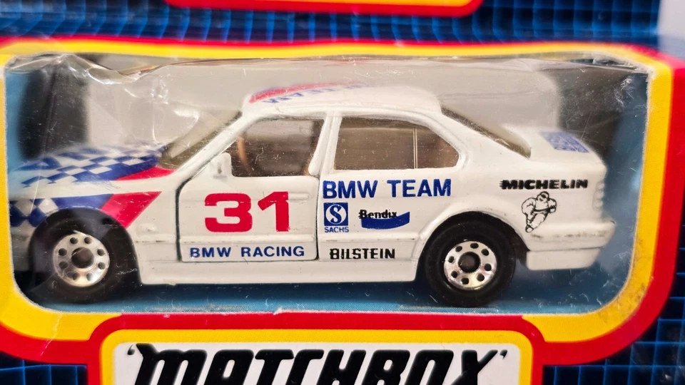 Vintage 1991 Matchbox BMW 5-Series / BMW 535i / Unpunched Blue Grid Window Box - Image 2 of 4