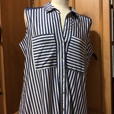 Tango Mango Women’s Sleeveless Button Up Striped Blouse Size Large EUC