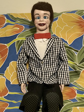 Maniquí de ventrílocuo DANNY O'DAY 30" de lujo - con cabello. Ojos móviles, palo