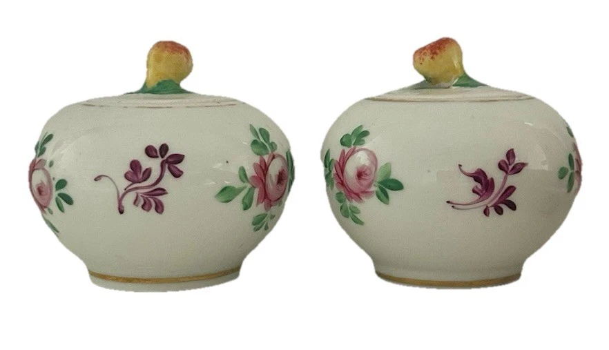 PAIR OF RUSSIAN GARDNER - PARIS PORCELAIN FLORAL POT A JUS - GRAVY POTS C1820 - image 4 of 4
