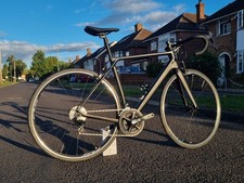 Full Carbon Road Bike Medium 54cm Shimano 105 11 speed 8.1kg Shimano R5 wheels