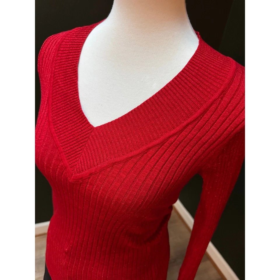 Y2K l.e.i. Top tejido acanalado manga larga cuello en V rojo metálico para mujer talla XL Foto 4 de 4