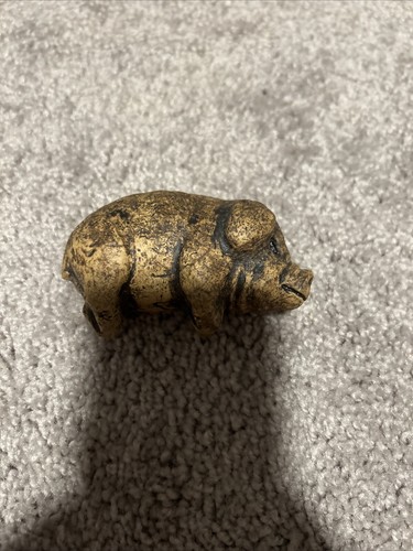 Hand Carved Pig Figure 4x2’