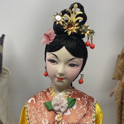 Drei alte asiatische Sammlerpuppen - Yamaha Geisha Werbung plus 2 andere - Bild 17 von 24