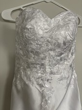Strapless White Lace A-Line Wedding Dress with Train Classic Princess Look