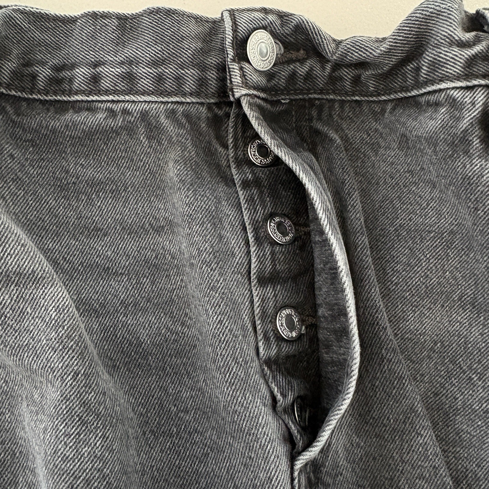 Levi’s Premium 501 Women Jeans 22W (Plus) Gray Black Button Fly Straight Leg thumbnail 4