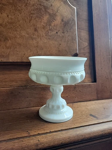 Vintage Milk Glass Compote Kings Crown Thumbprint pattern 5 1/2"