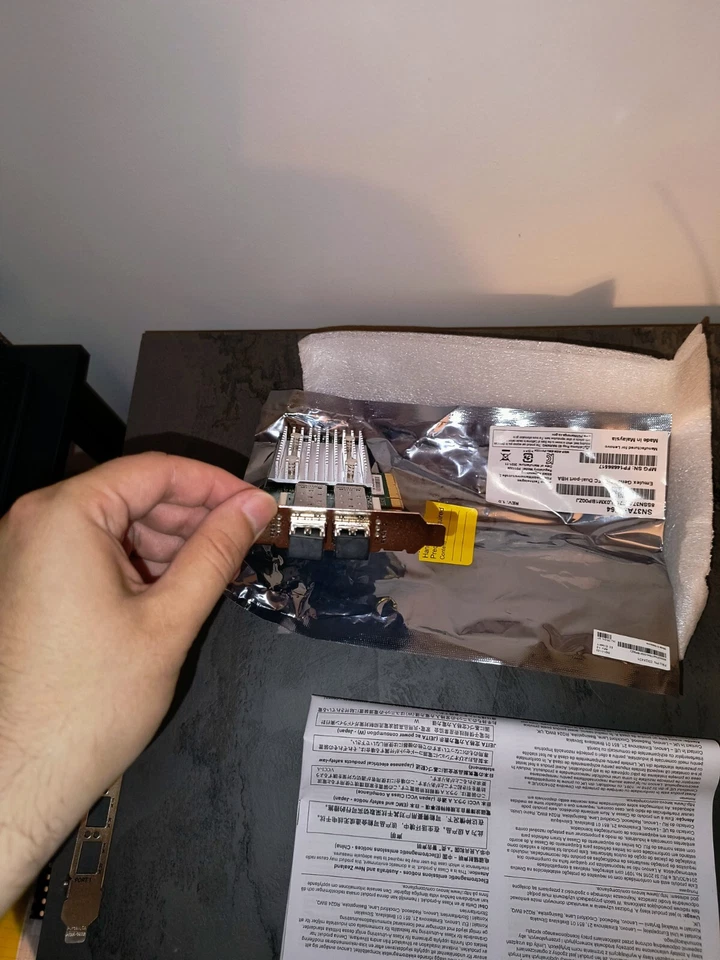 Lenovo 01CV840 scheda di rete e adattatore Interno Fibra 16Gb/s - Immagine 4 di 4