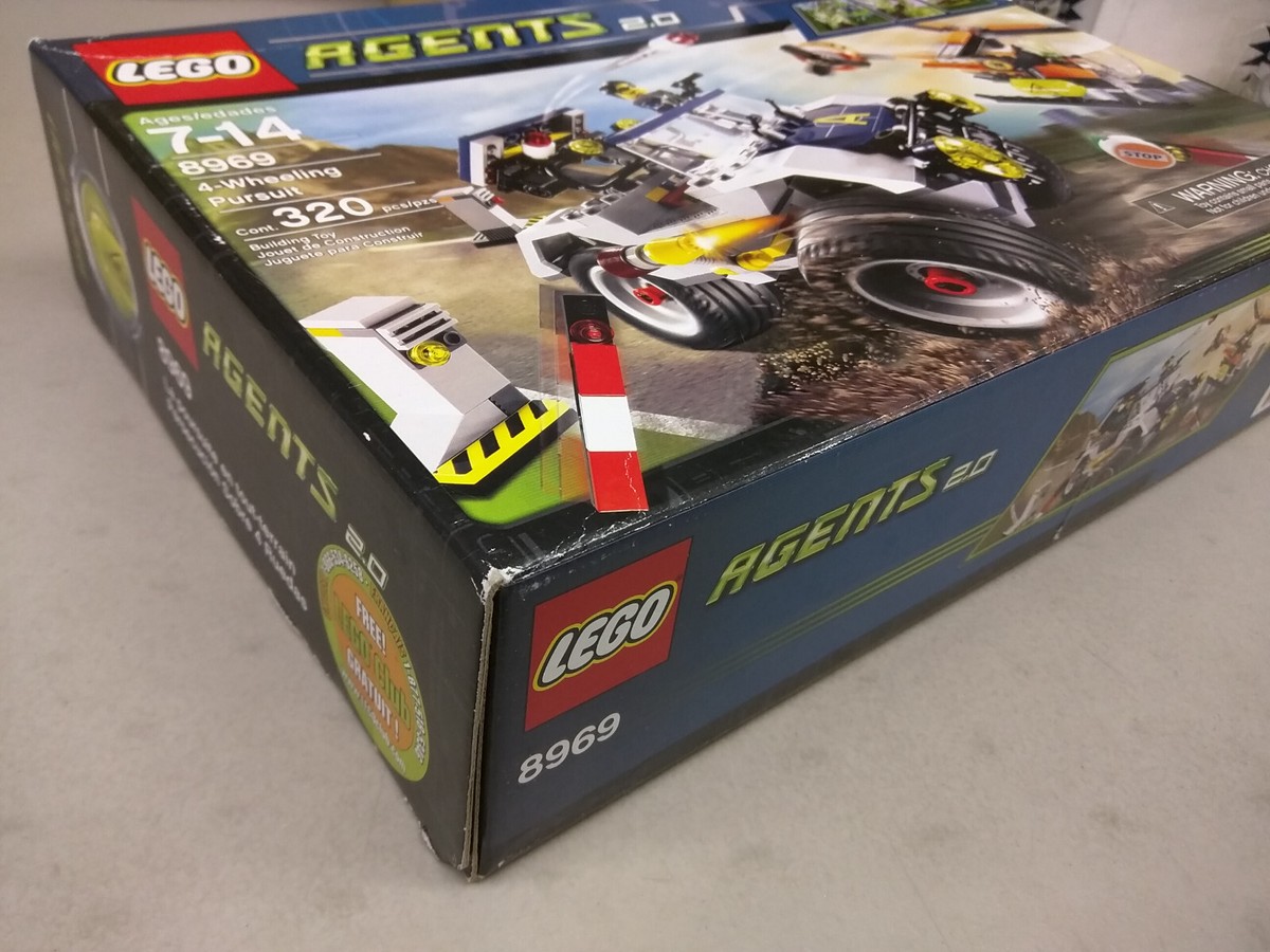 コレクター放出！絶版二戰歩兵と救護車モデル 価値高いセット. Ln109 LEGO Agents 2.0 8969 4-Wheeling Pursuit NEW! Monster Truck Jeep
