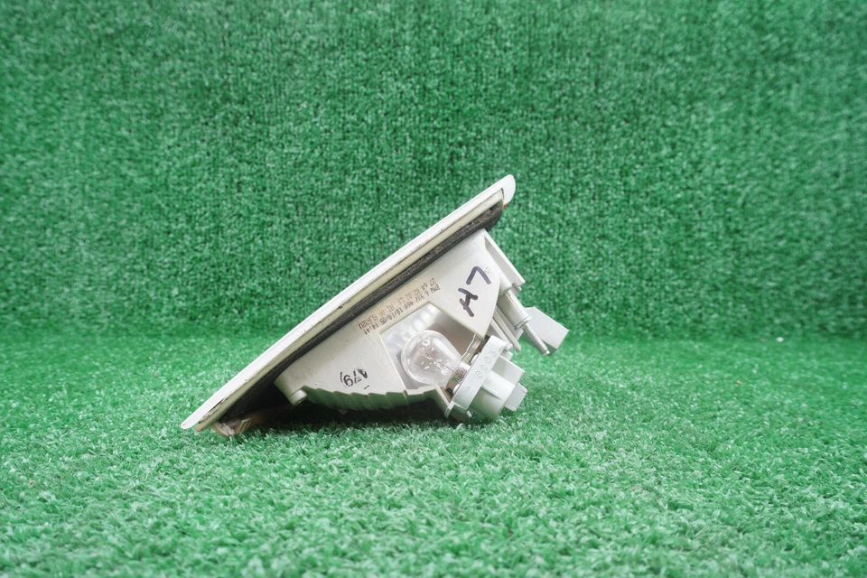 BMW 325i 2006 luz trasera izquierda del maletero del lado del conductor OEM  Foto 2 de 4