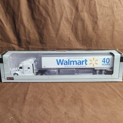 1:64 Speccast #33859 Walmart Logistics Transportation 40 Years Peterbilt 579 