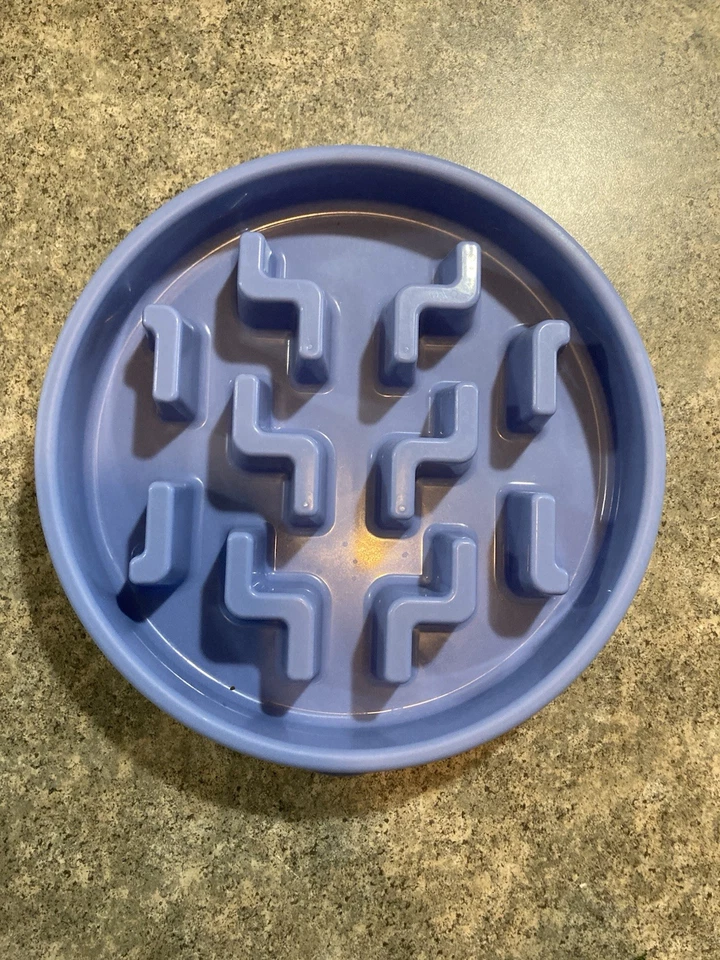 Lote de tres cuencos de alimentación lenta Outward Hound Slo para perros capacidad de 2 tazas Foto 2 de 4