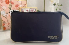 Vintage Chanel Parfums Black Makeup Accessories Bag Designer Case