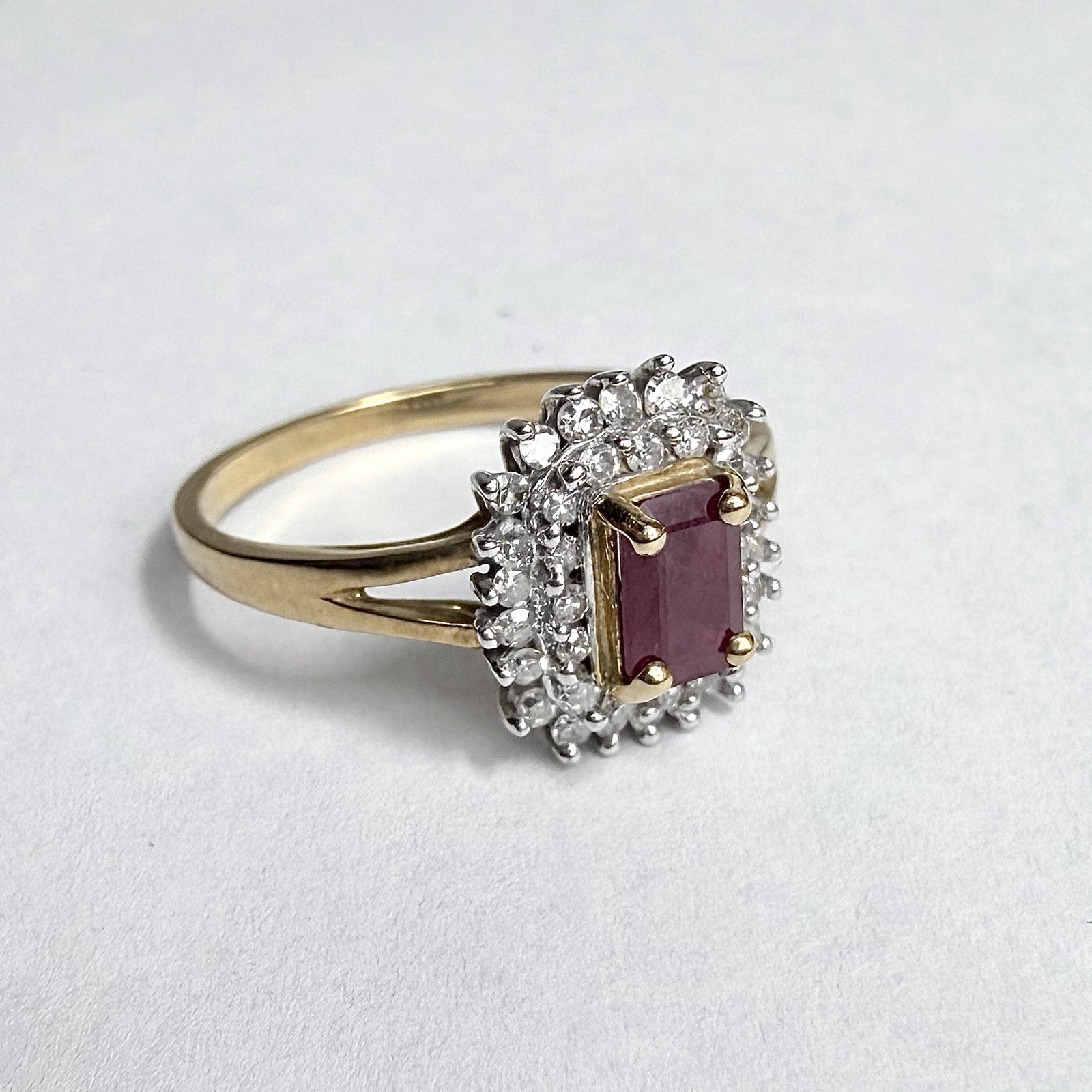 Solid 10K Yellow Gold Ruby And Cluster Diamond Ri… - image 1