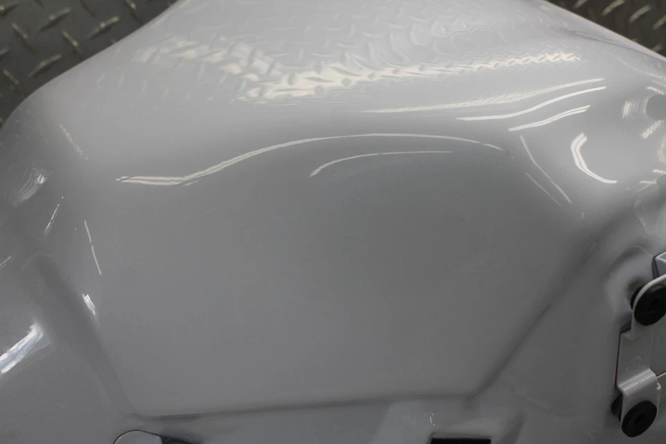 2015 KAWASAKI VERSYS 650 KLE650D ABS LT WHITE GAS TANK FUEL CELL  - Image 4 of 4