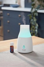 Yankee Candle Ultrasonic Aroma Diffuser. Starter Kit With Black Cherry Refill.