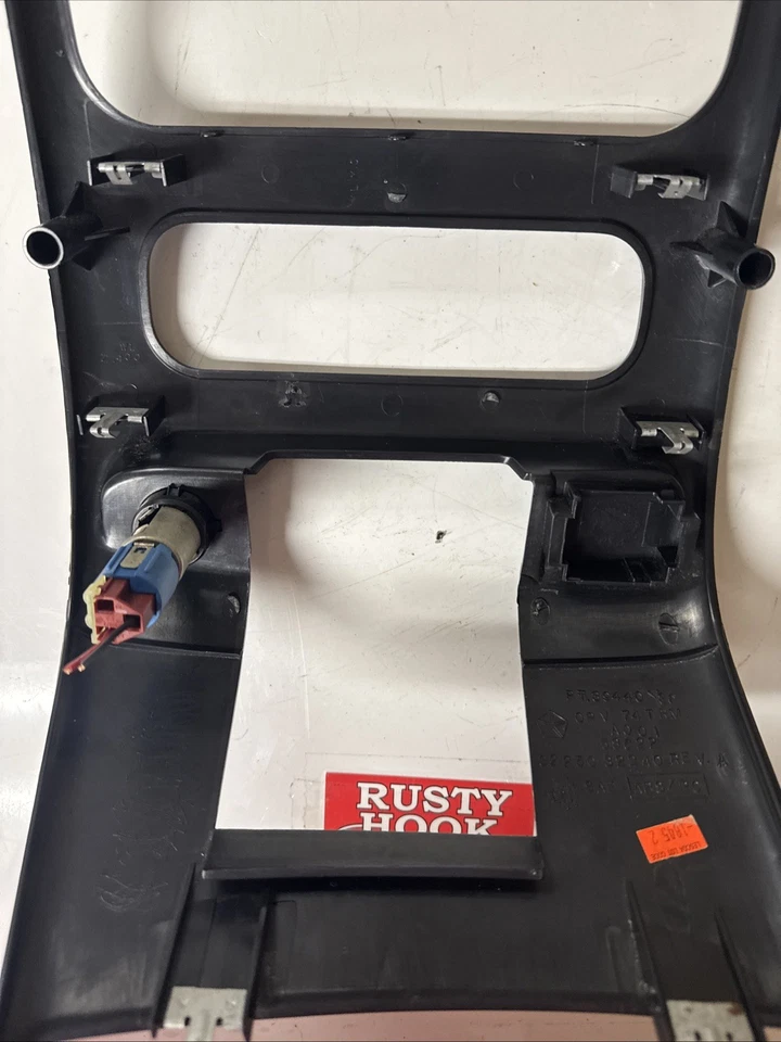 2000 Chrysler Concorde Center Dash Bezel Climate Foto 4 de 4