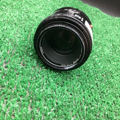 Minolta Maxxum 50mm Focal Camera Lenses f/1.7 Maximum Aperture for