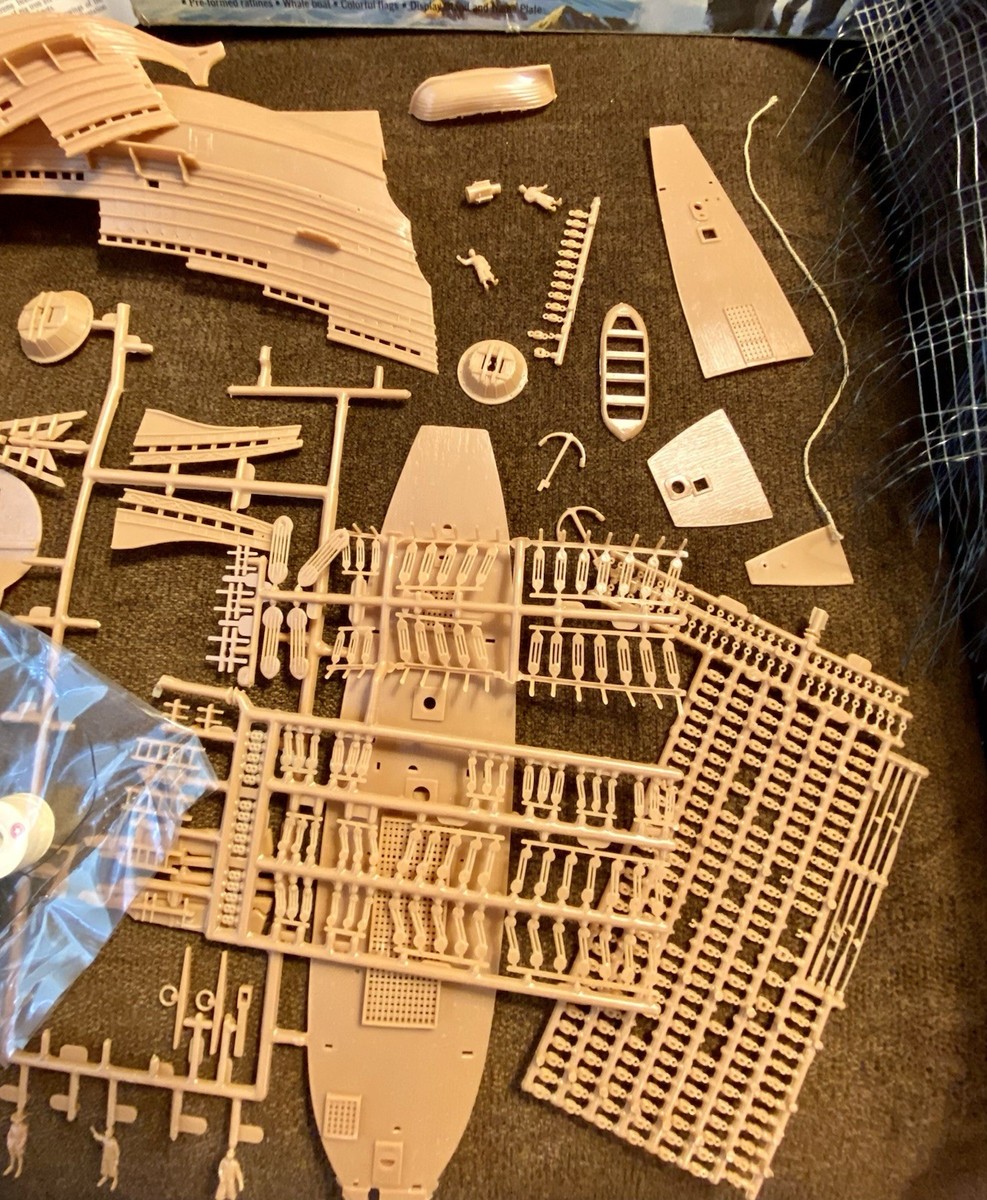 Revell Mayflower Model Ship Kit H-327:300 Vintage 1960s Nearly