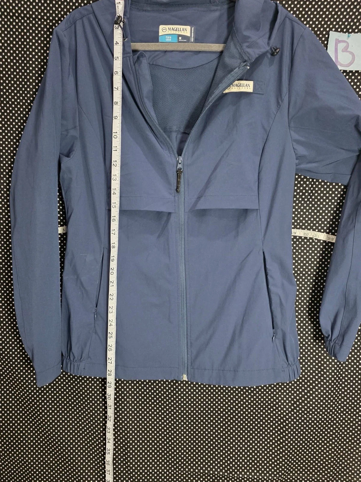 Magellan Outdoors Fish Gear Water-Repellent Hooded Jacket Blue Men's M Zip Mesh
Opens in a new windo